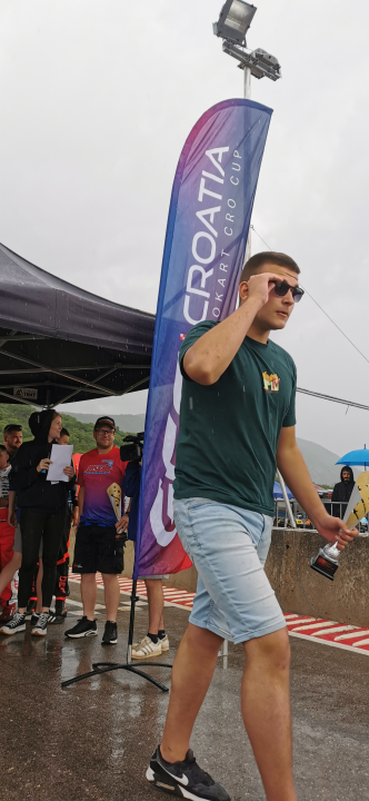 Drugo mjesto u generalnom poretku klase 7 Rotax Max DD2 MASTER za Franka Škugora