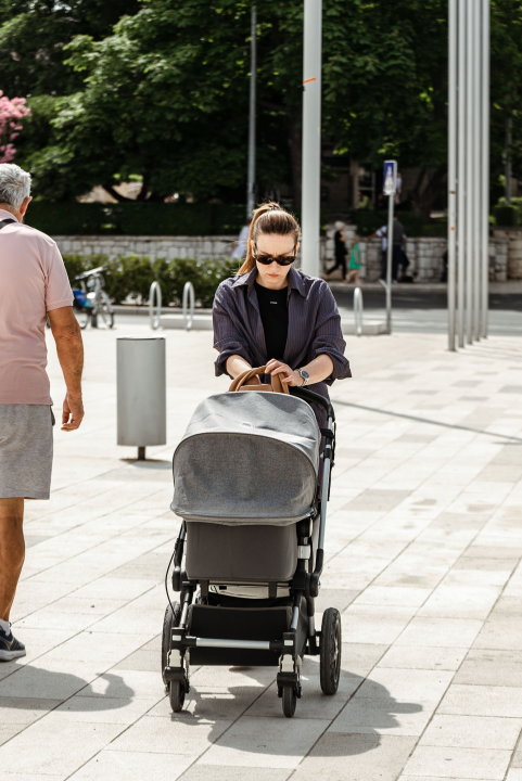 Ležerne kombinacije dama iz Đira koje obožavamo!