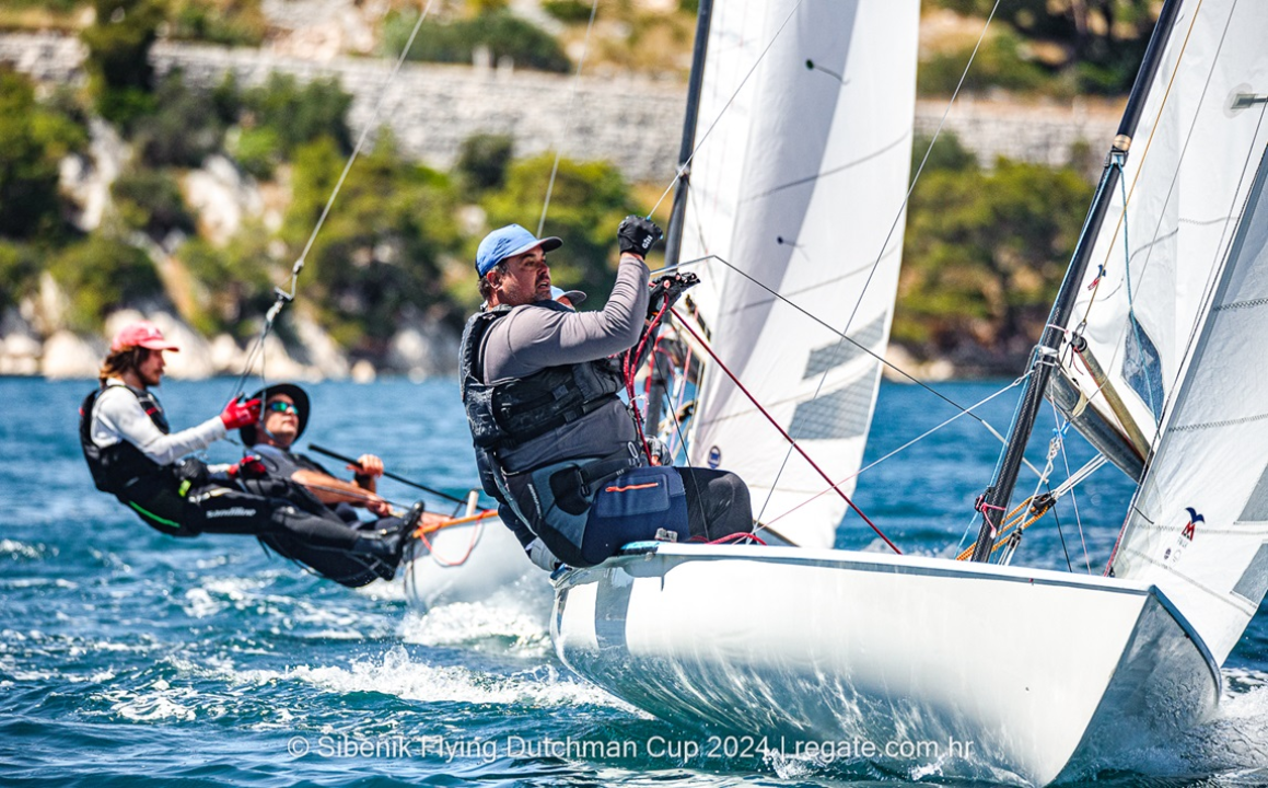 Mađarski jedriličari slavili na šibenskoj regati u jednoj od najbržih klasa i po povoljnom vjetru