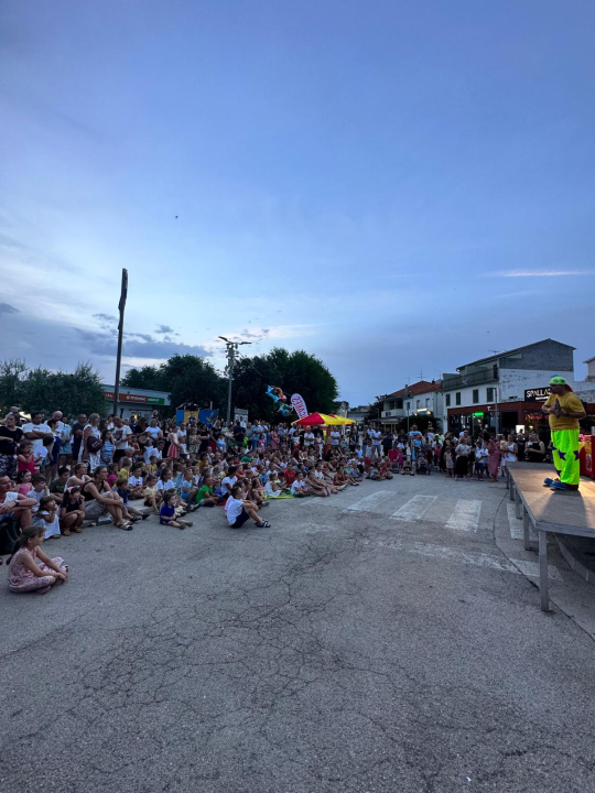 Klaun Spartanko oduševio najmlađe Pirovčane