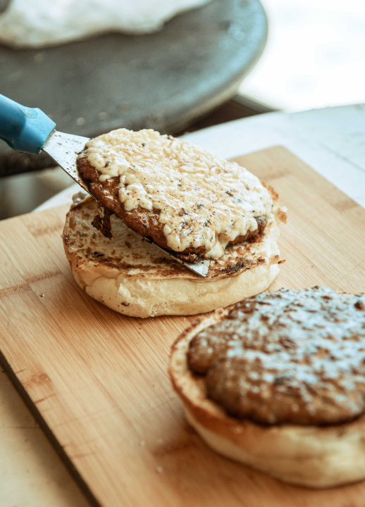 Naručite slasna jela iz Food Studija