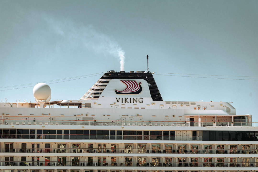 U Šibeniku danas imamo snježnu špilju i planetarij, nalazi se na 228 metara dugom Viking Jupiteru 