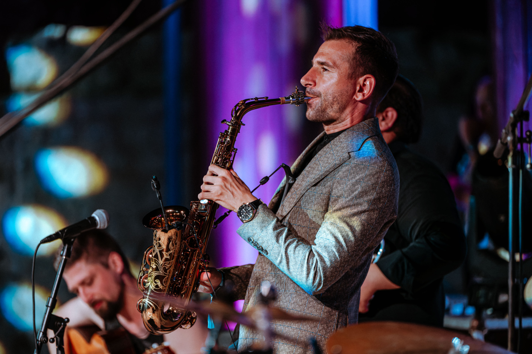  Božo Vrećo nasmijao, rasplakao i rasplesao publiku na sv. Mihovilu 