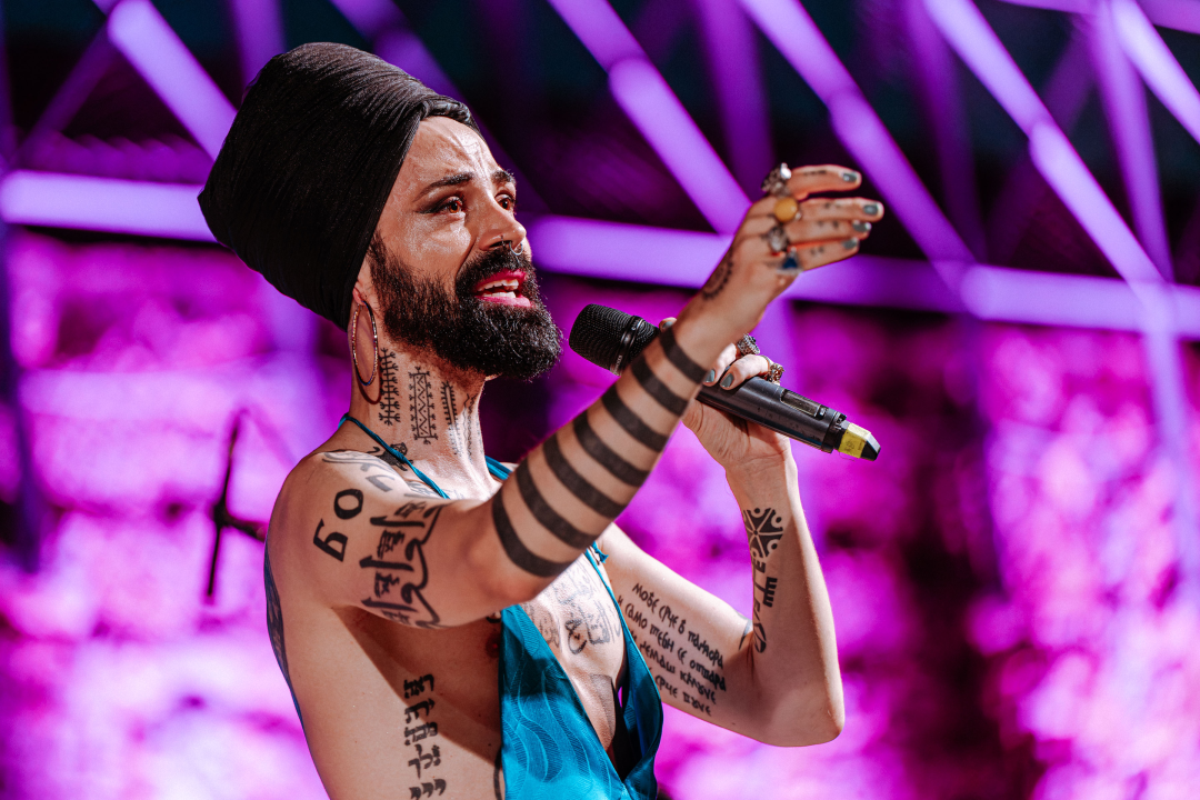  Božo Vrećo nasmijao, rasplakao i rasplesao publiku na sv. Mihovilu 