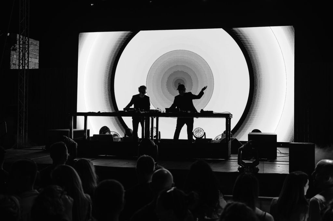 Kruder &amp; Dorfmeister napunili Tvrđavu sv. Mihovila: 'Ovo je jedna od najljepših pozornica na svijetu'