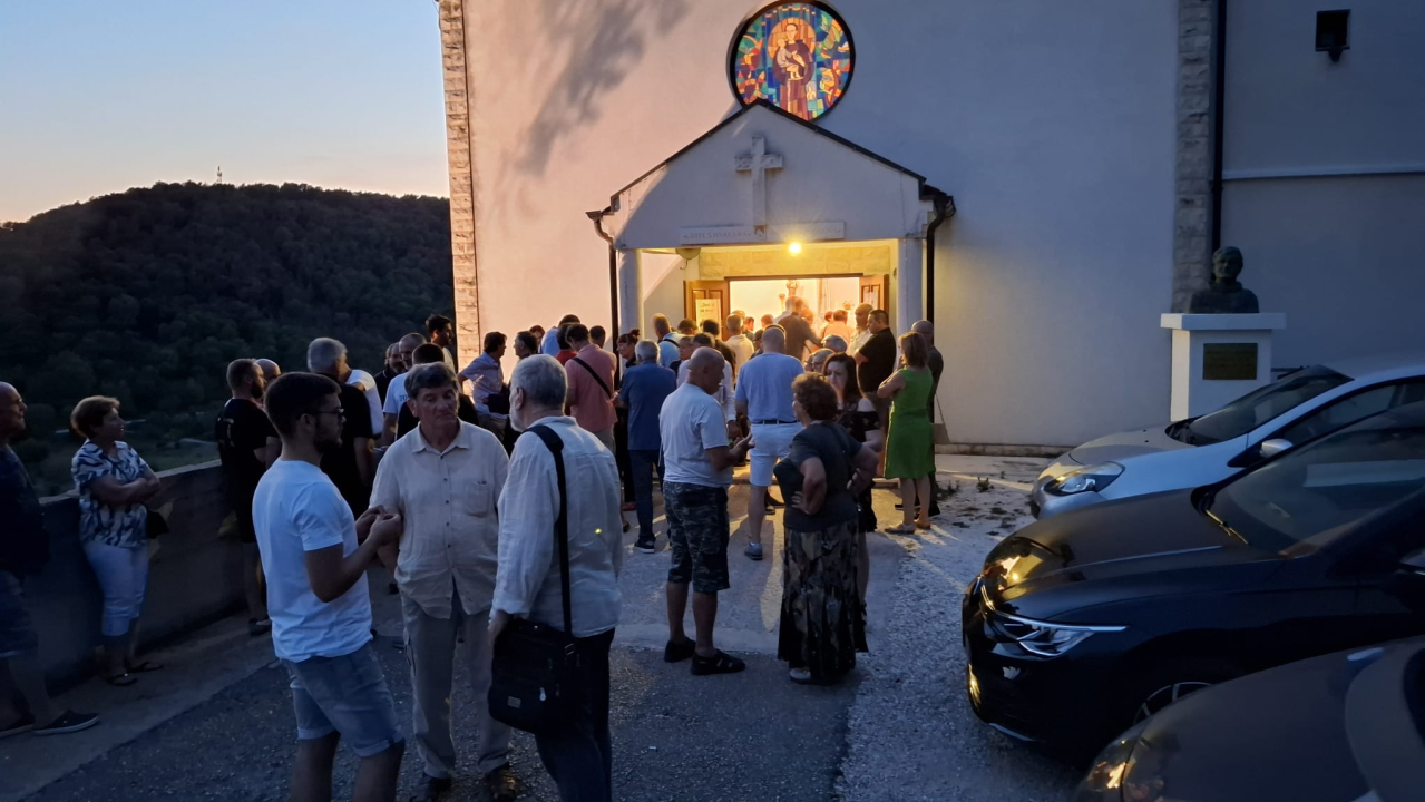 Predstavljena knjiga Josipa Paića 'Škola u Rupama'