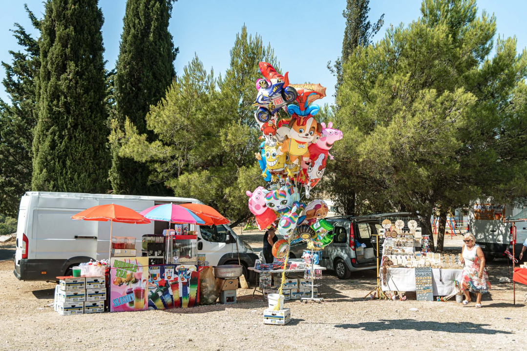 Velik broj vjernika okupio se u marijanskom svetištu u Vrpolju: Misu predvodio biskup Rogić