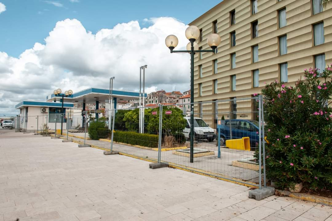 Mnogi vozači rade ovu pogrešku kada toče gorivo u auto: 'Platit ćete samo više'