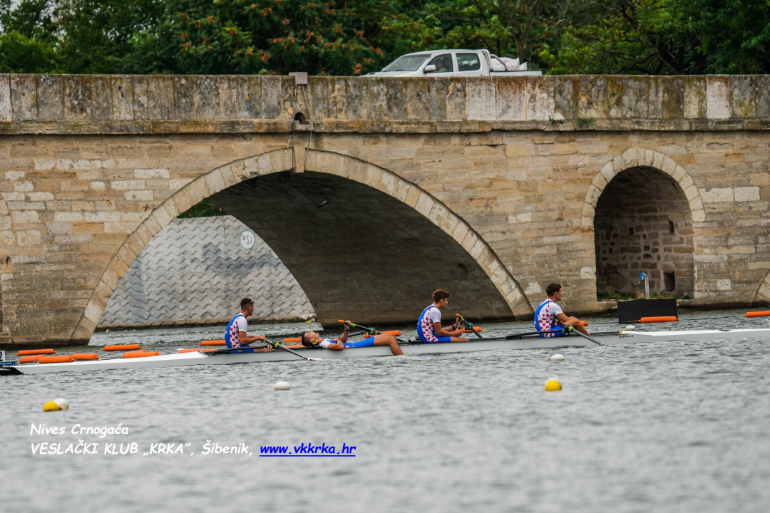 Zlato i srebro za šibenske veslače na Prvenstvu Balkana u Turskoj