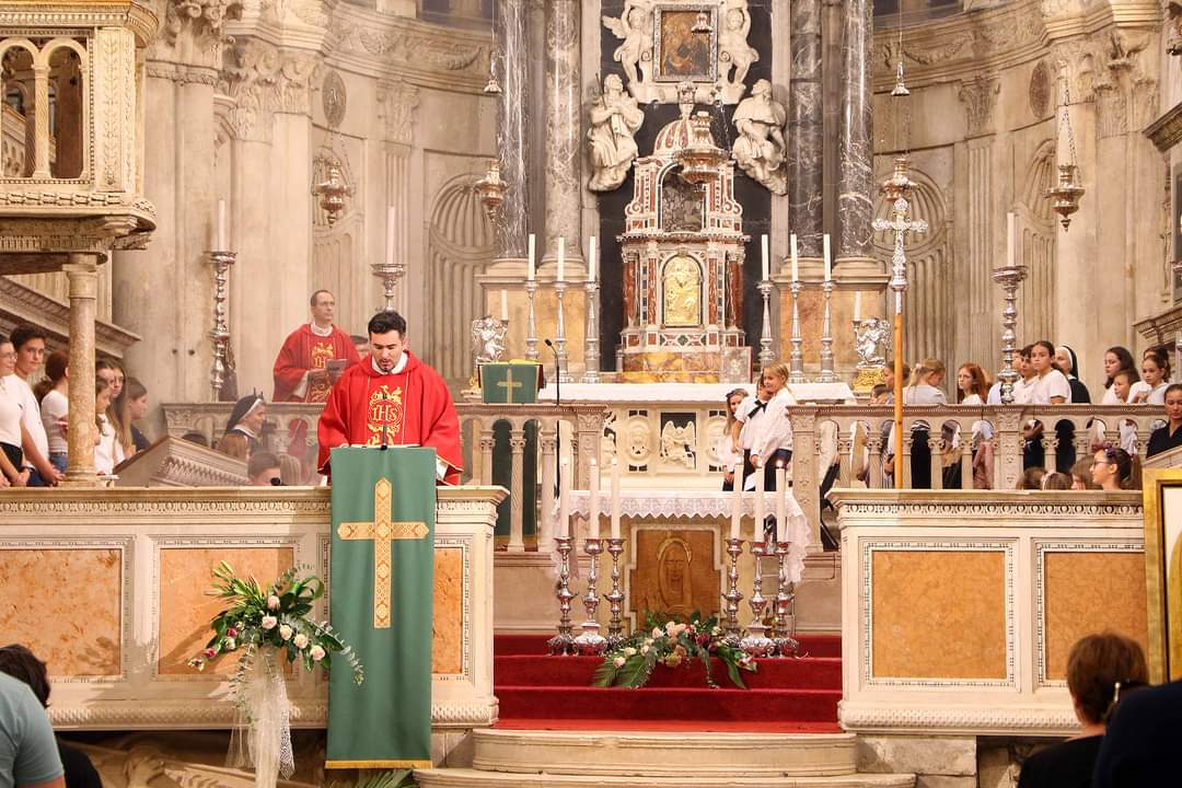 U šibenskoj katedrali započelo slavlje pred blagdan sv. Mihovila 