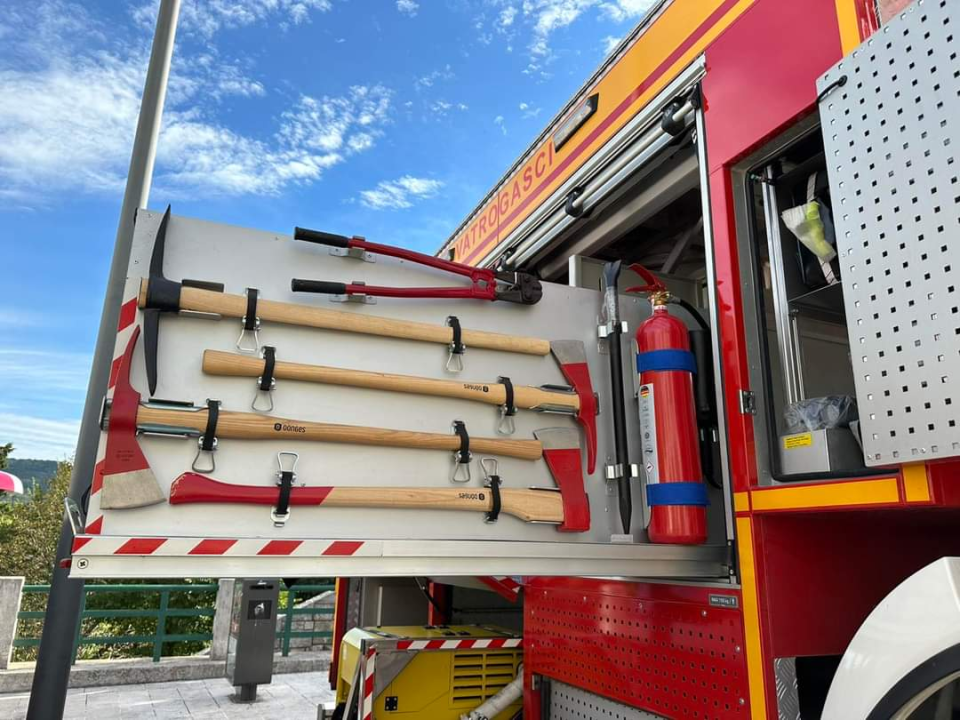 U punoj spremi održana smotra operativnih snaga civilne zaštite Grada Drniša