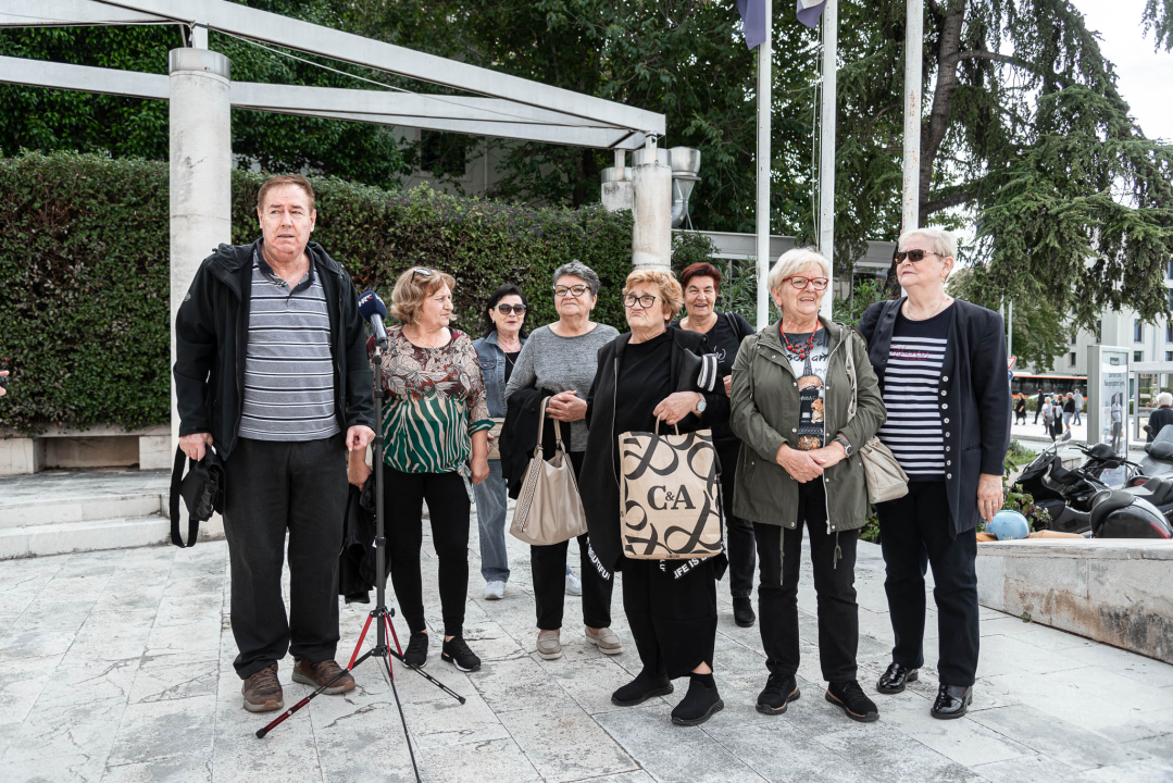 Bivše djelatnice šibenske 'Revije' apeliraju Bačiću: 'Ministre, primite nas, riješimo to! Nema razloga za odugovlačenje'