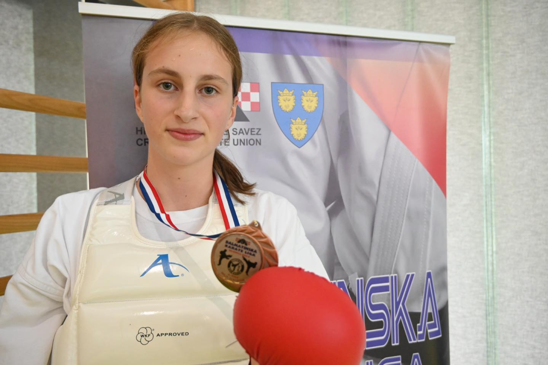 Karate klubu Okit Vodice pregršt medalja i ekipna titula na drugom kolu Dalmatinske lige