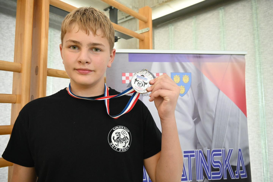 Karate klubu Okit Vodice pregršt medalja i ekipna titula na drugom kolu Dalmatinske lige