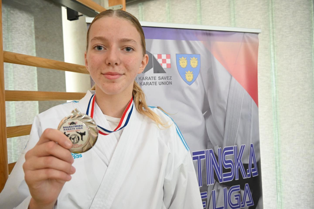 Karate klubu Okit Vodice pregršt medalja i ekipna titula na drugom kolu Dalmatinske lige