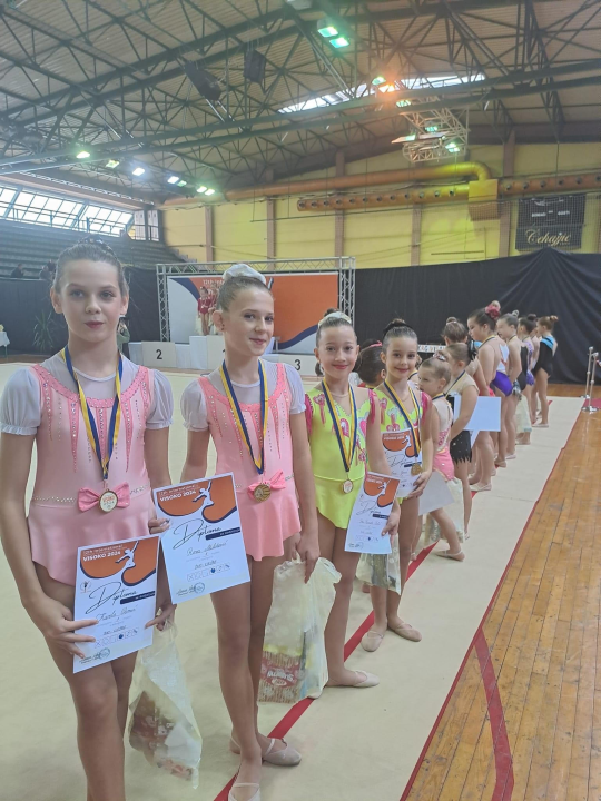 Gimnastičarke Šibenik-Dalmacije na međunarodnom natjecanju do dva zlata u duetu i još dvije individualne medalje