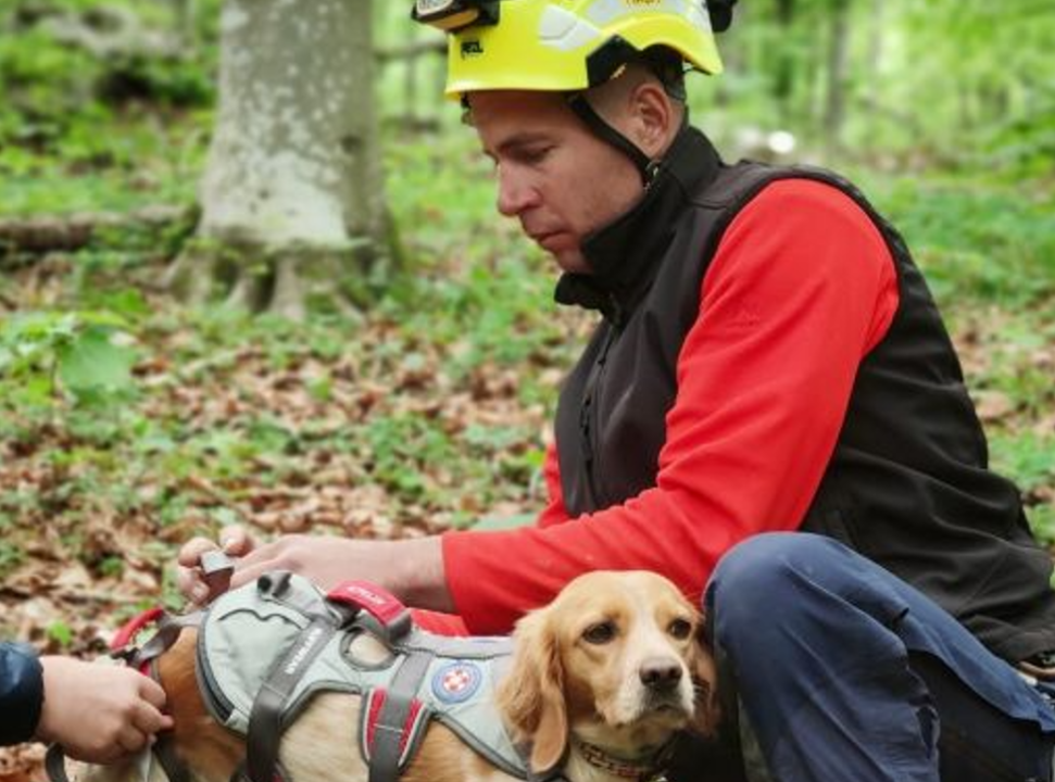Ivan i Jenny iz HGSS-a Šibenik novi su K9 potražni tim
