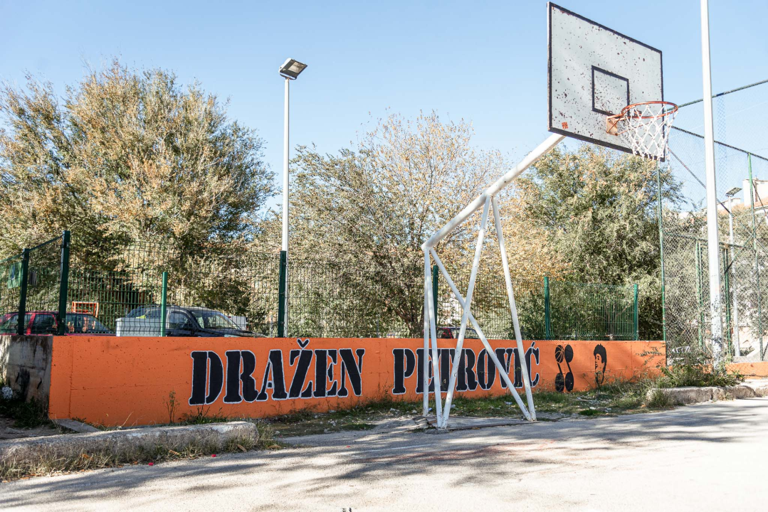 Šibenik diše narančasto: Kvartovi postaju galerije za navijačku umjetnost (2. dio)