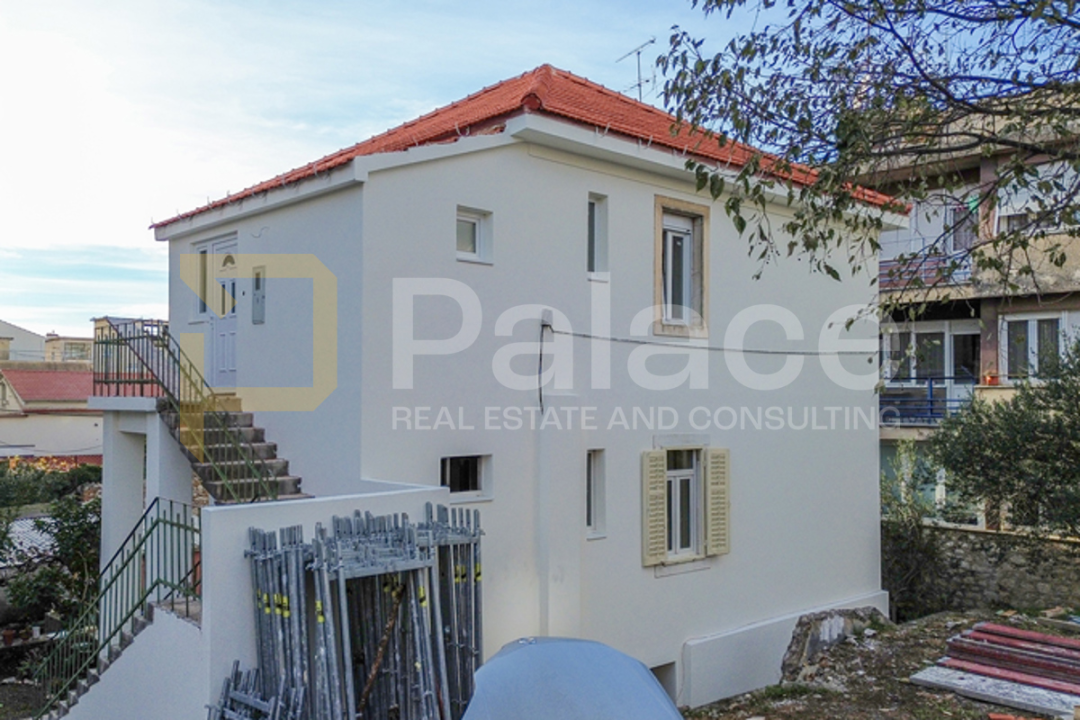 Agencija Palace: Prodaje se dvosoban stan na odličnoj lokaciji 