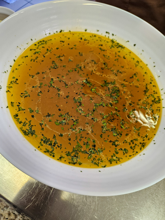 Uživajte u domaćoj spizi i blagdanskoj atmosferi Bistroa Pasarela!