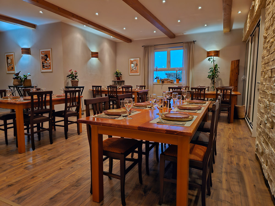 Uživajte u domaćoj spizi i blagdanskoj atmosferi Bistroa Pasarela!