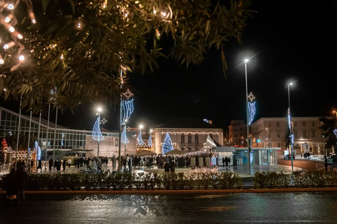 Otvorena sezona klizanja: Ledena avantura osvaja Šibenčane i njihove goste