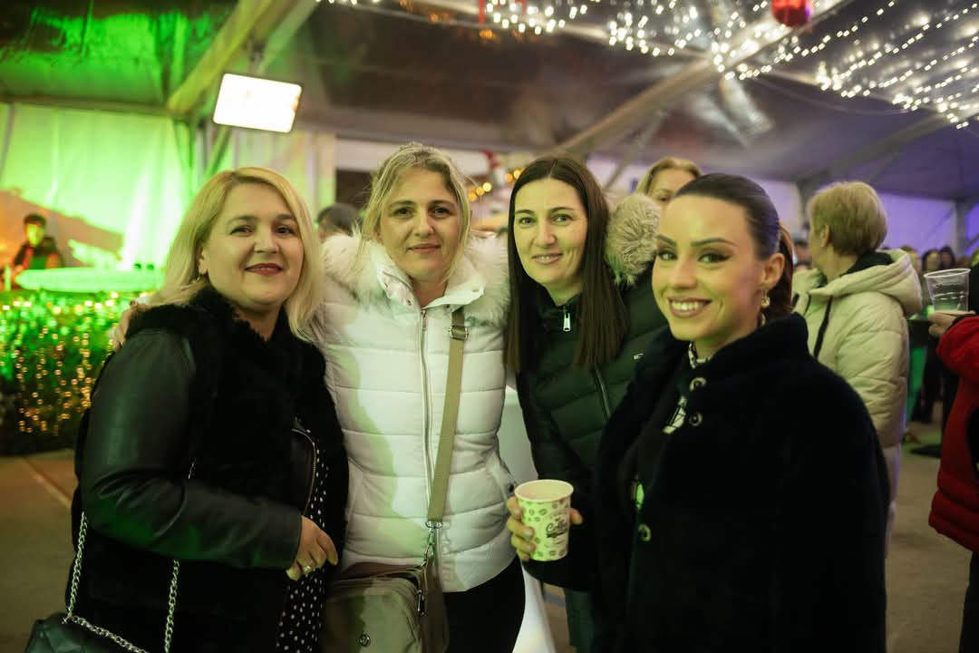 Advent u Kninu i ovaj tjedan nastavlja spajati zajedništvo i blagdanski duh. Provjerite što su pripremili