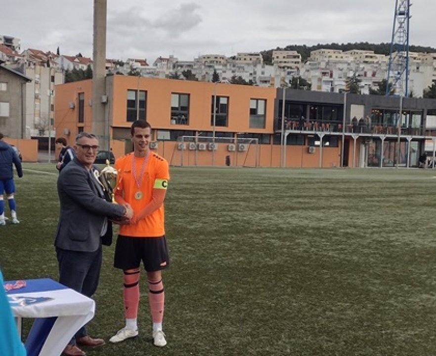 Juniori Šibenika nakon penala osvojili Kup Dalmacije: Vratar Ilić obranom u šestoj seriji donio titulu