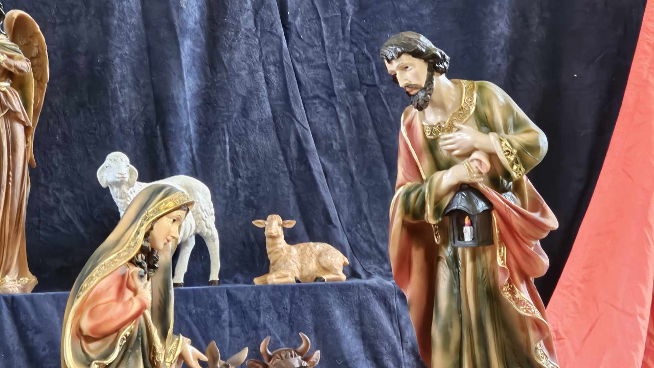 Jaslice u Gospi van Grada poslale jasnu poruku: Ili ste za fritule i istospolne parove ili za Isusa i Hrvatsku