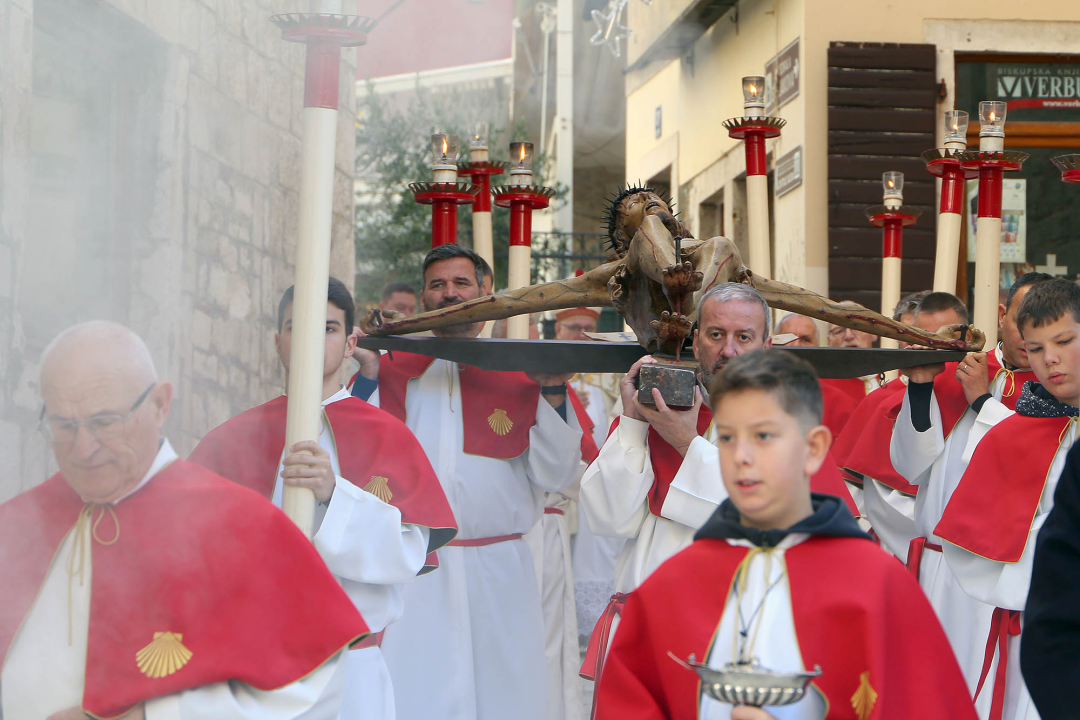 Biskup Tomislav Rogić otvorio Jubilarnu godinu u Šibenskoj biskupiji