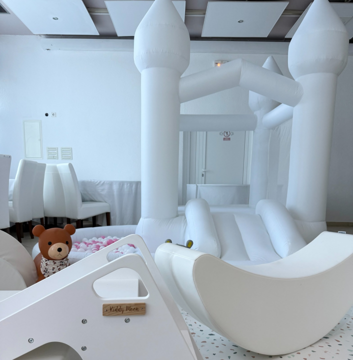 PartyLand: Mobilna igraonica koja donosi nezaboravnu zabavu na proslave vaših mališana! 