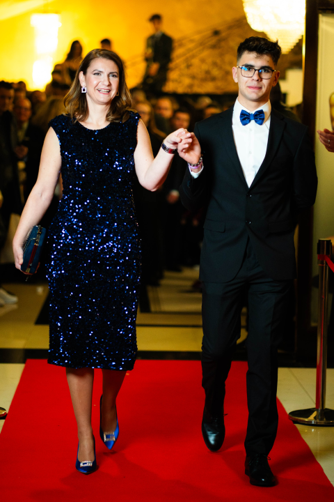 FOTOGALERIJA Zavirite na blještavi Maturalni ples Ekonomske škole (1)