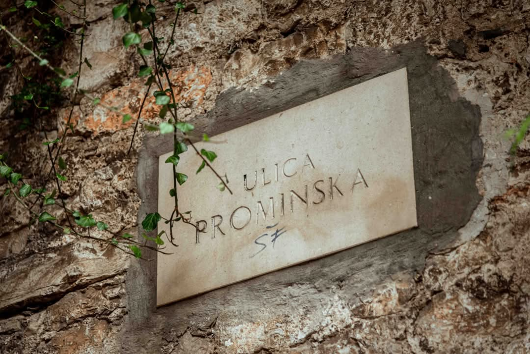 Gorica zimi: U starom šibenskom kvartu 'nema pasa', ali nađe se poneka mačka