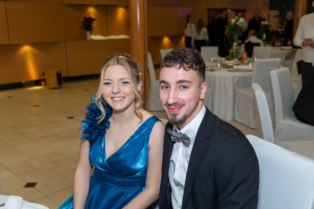 Zavirite na maturalni ples šibenske Medicinske škole (2)