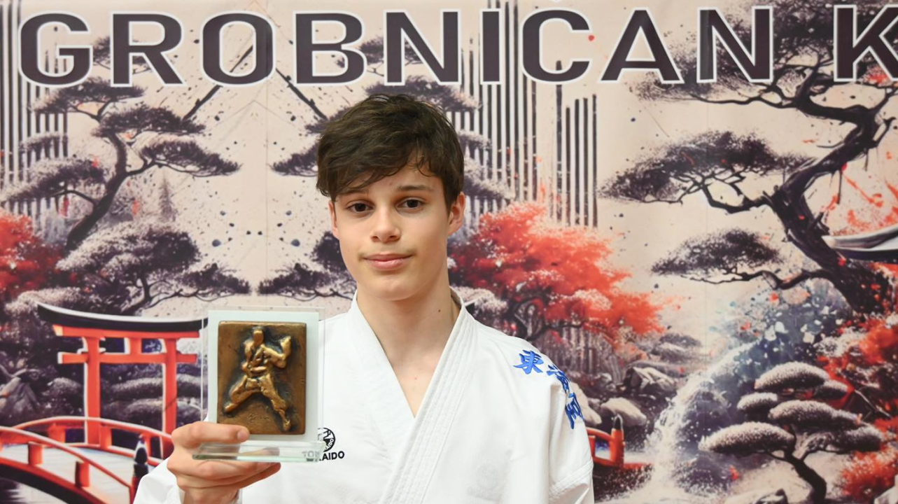 FOTO: Karatašima vodičkog Okita 18 medalja i treće mjesto ekipno na Grobničan kupu