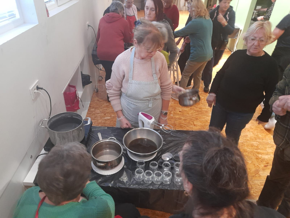 Tribunjski umirovljenici na radionici izrađivali prirodnu kozmetiku