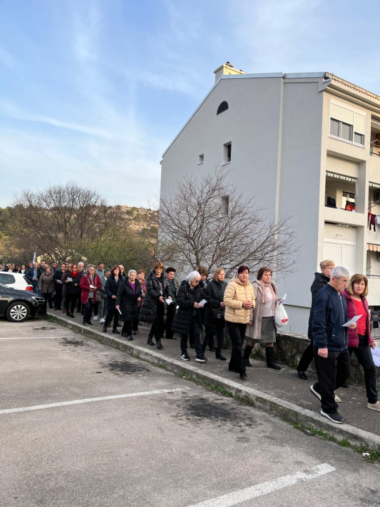 Vjernici župe Svetog Jeronima okupili su se u molitvi križnog puta