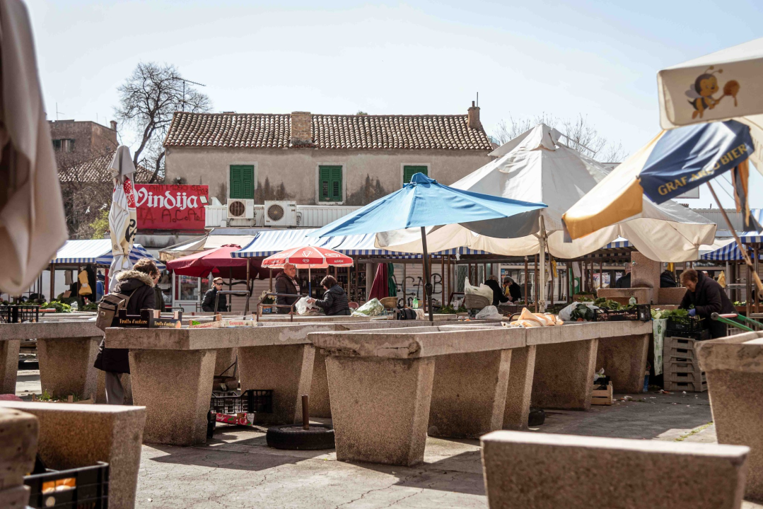 Petak na šibenskoj pijaci