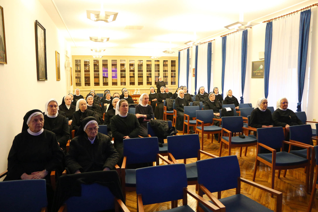 U Šibeniku održan korizmeni susret biskupa i redovnica