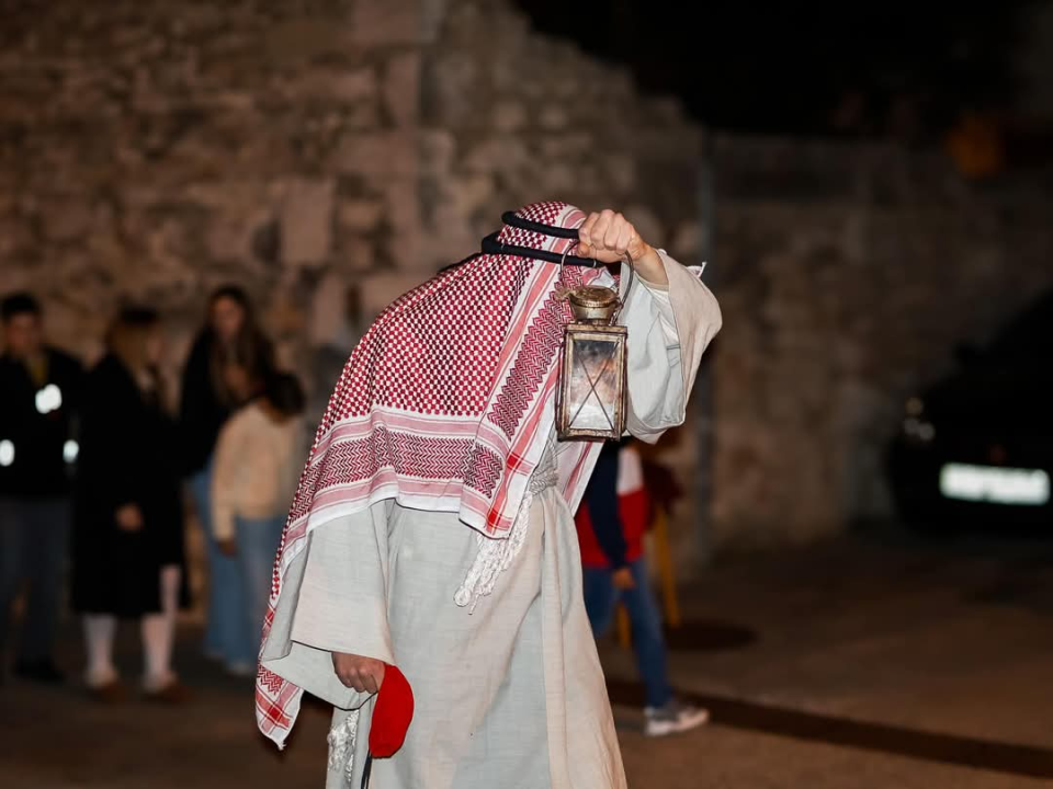Veliki petak u Vodicama obilježen mirnom procesijom kroz grad