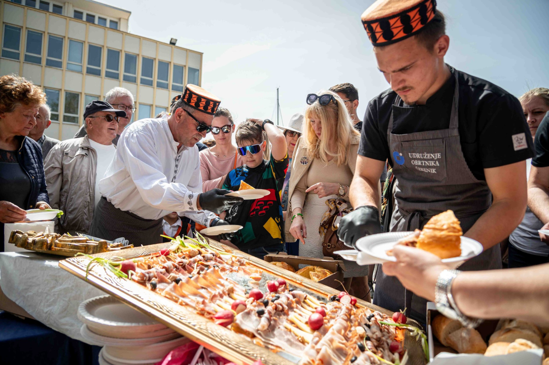 Uskršnji doručak u Šibeniku