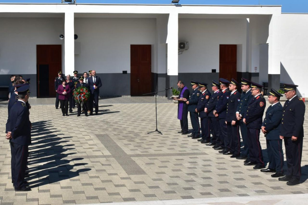Polaganjem vijenaca obilježen Međunarodni dan vatrogasaca i blagdan sv. Florijana