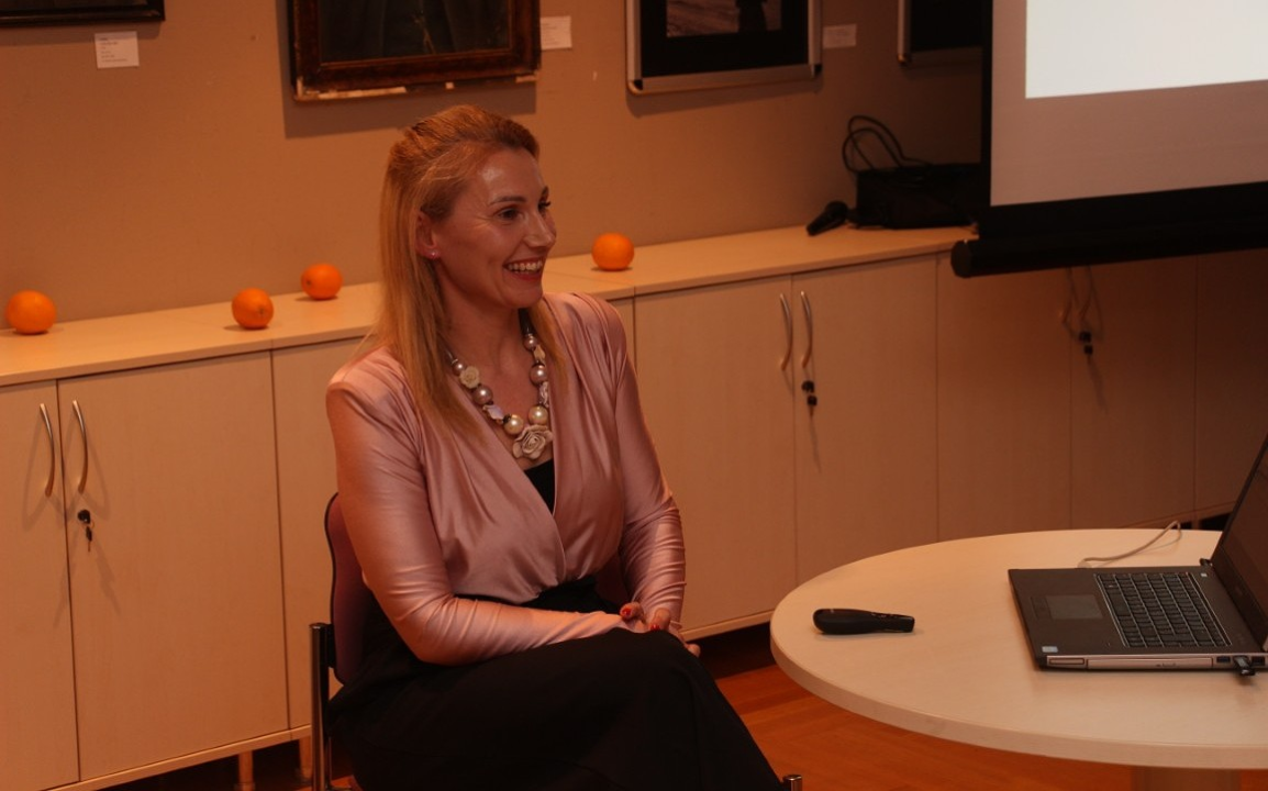 Predavanje farmaceutkinja Sanje Radas i Martine Silov u vodičkoj knjižnici