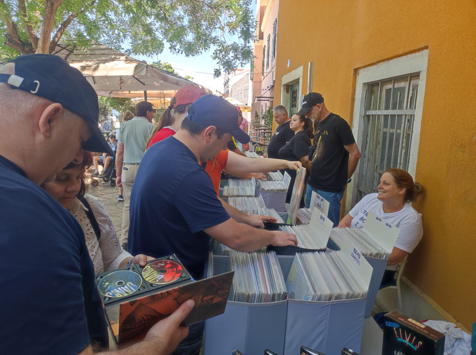 Sajam vinila okupit će ljubitelje ploča ispred Azimuta 