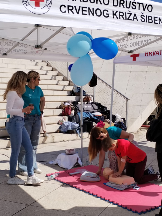 Studij sestrinstva u Šibeniku slavi drugi rođendan: Mjerio se tlak i šećer, vježbala se prva pomoć