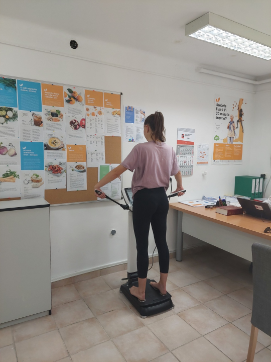 Učenice Medicinske škole sudjelovale u obilježavanju Hrvatskog dana šećerne bolesti