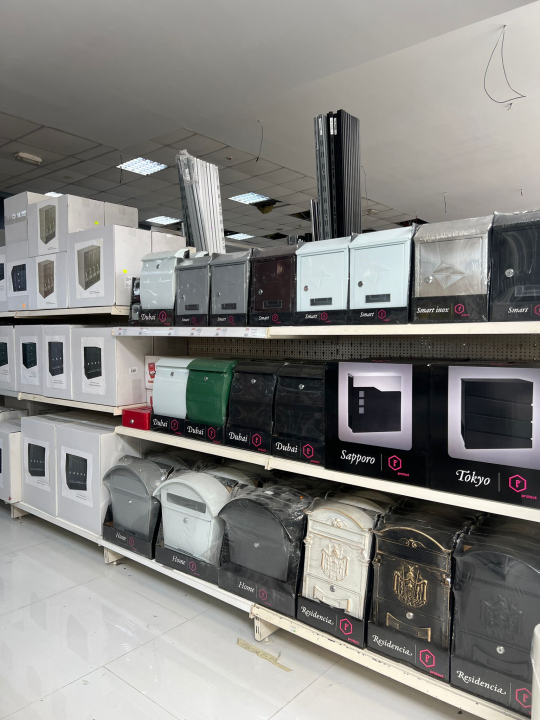 FOTO Besplatna hrana i piće, ogromni popusti i zabava – Građa preuredila svoju poslovnicu u Šibeniku!