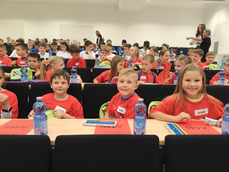 FOTO: Malci Genijalci iz Šibenika rasturili Državno natjecanje iz mentalne aritmetike i matematike
