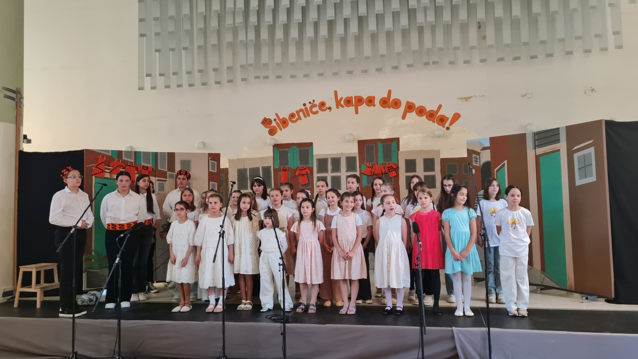 Šibeniče, kapa do poda