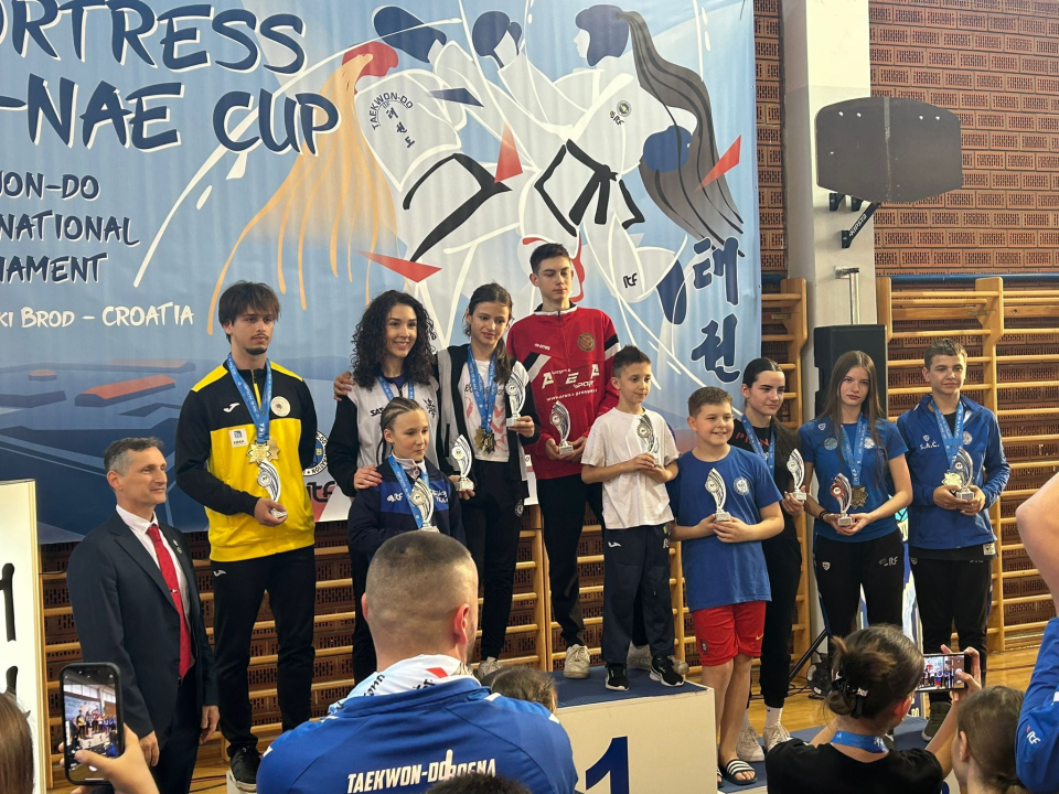 Šibenčanin Marin Lucić osvojio dvostruko zlato na međunarodnom natjecanju u Slavonskom Brodu